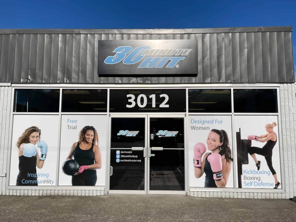 Outdoor illuminated sign