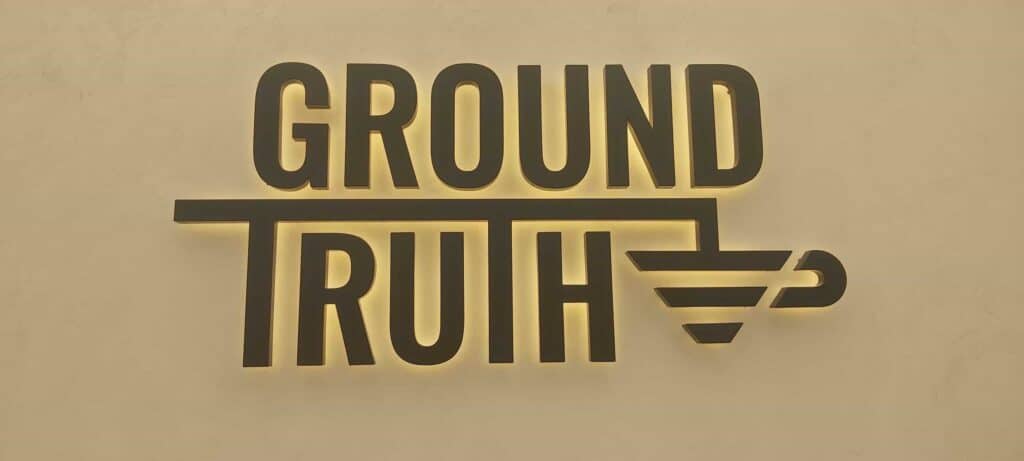 Halo channel letter sign